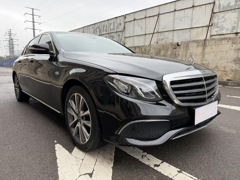 Mercedes-Benz Mercedes-Benz E-Class