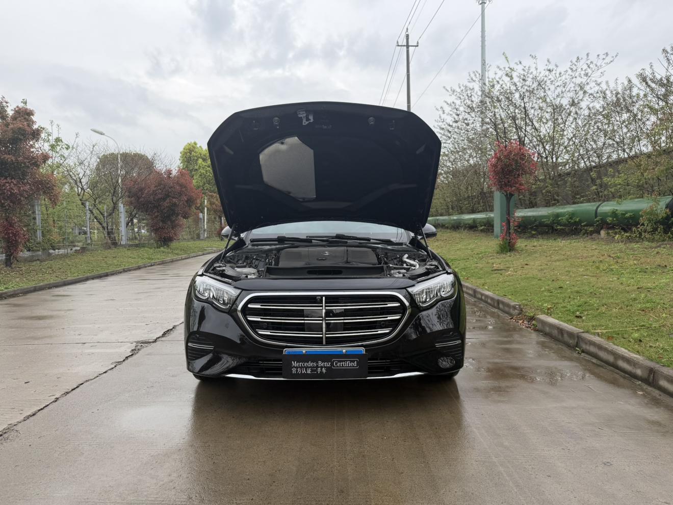 Mercedes-Benz Mercedes-Benz E-Class