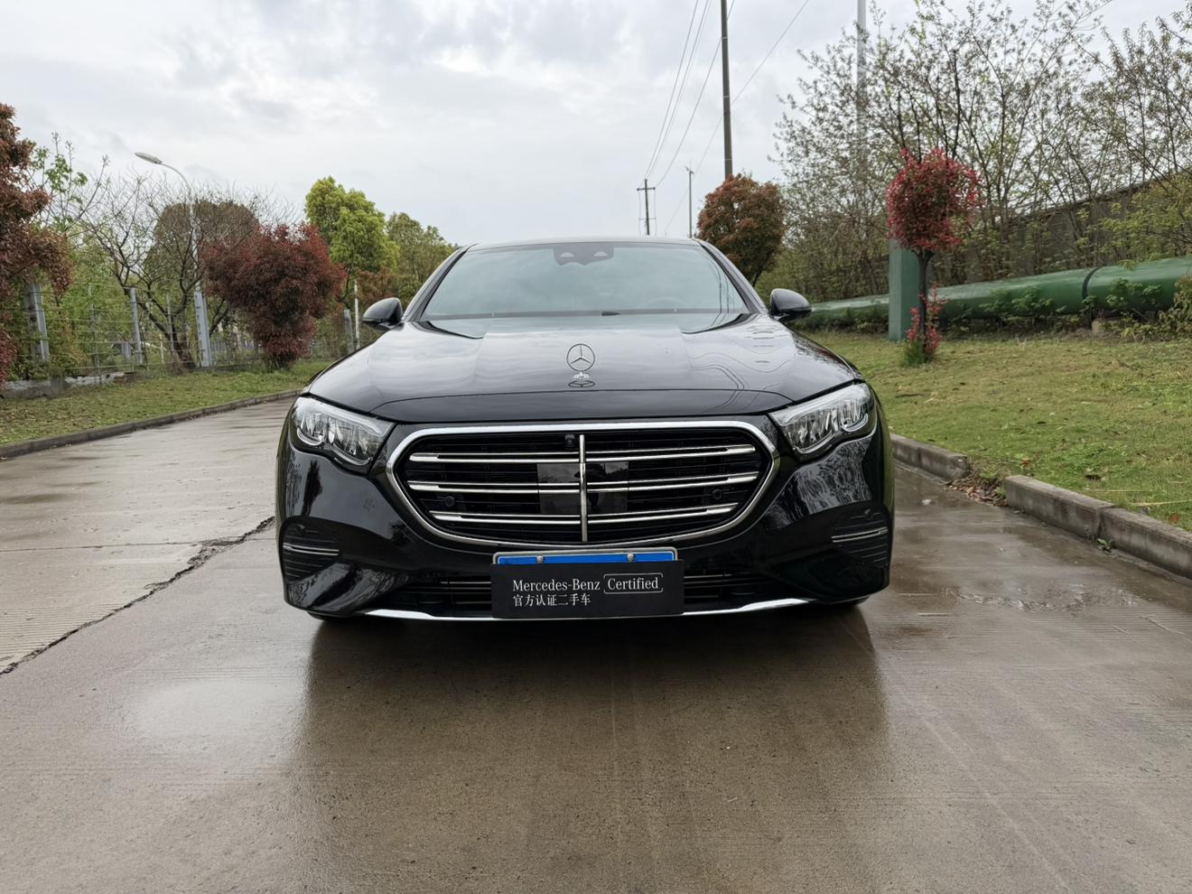 Mercedes-Benz Mercedes-Benz E-Class