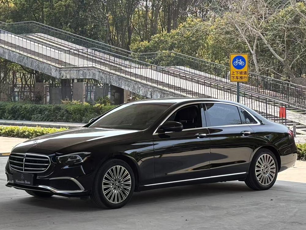 Mercedes-Benz Mercedes-Benz E-Class
