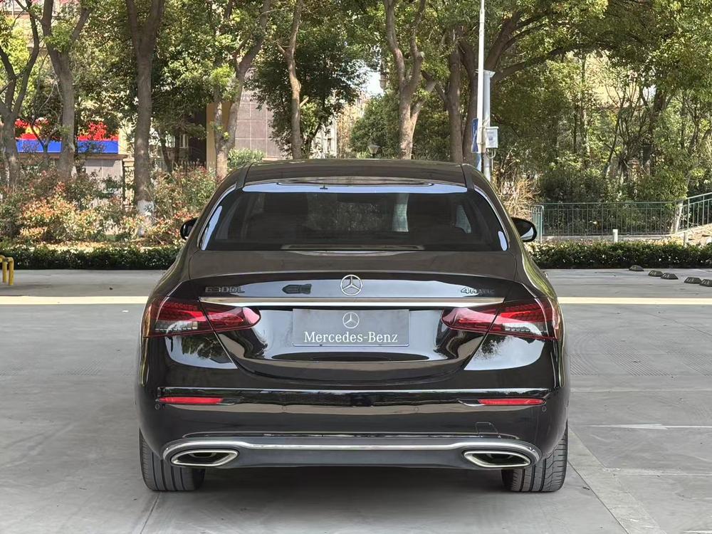 Mercedes-Benz Mercedes-Benz E-Class