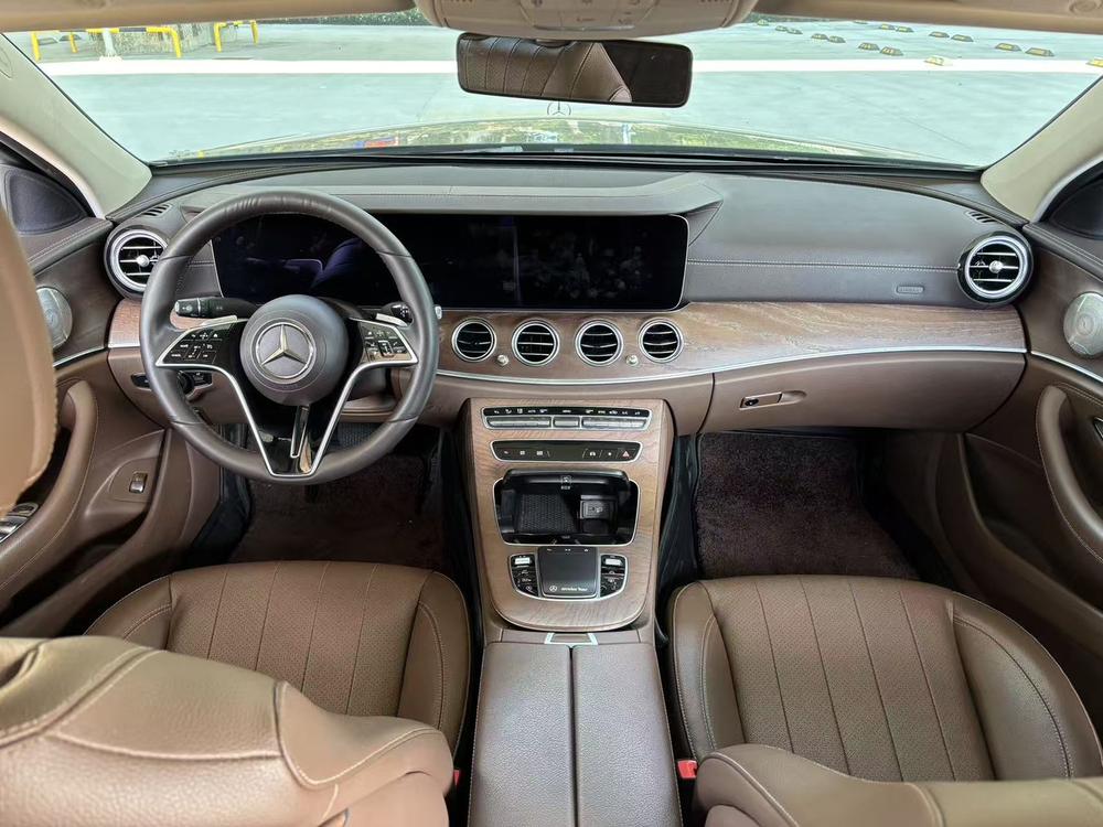 Mercedes-Benz Mercedes-Benz E-Class