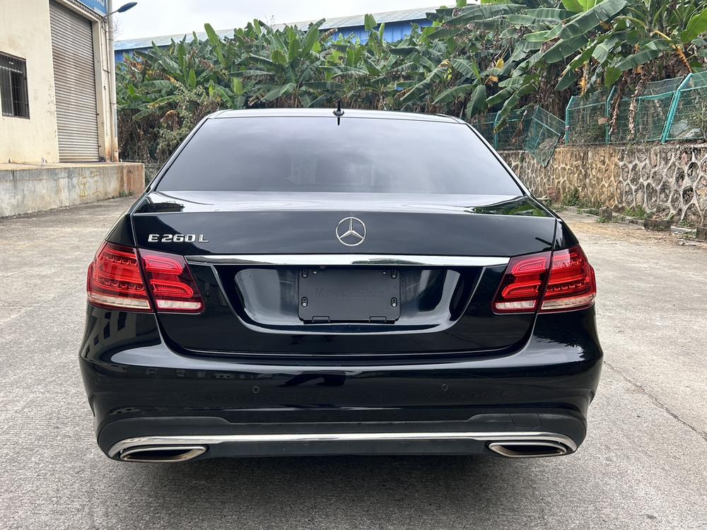 Mercedes-Benz Mercedes-Benz E-Class