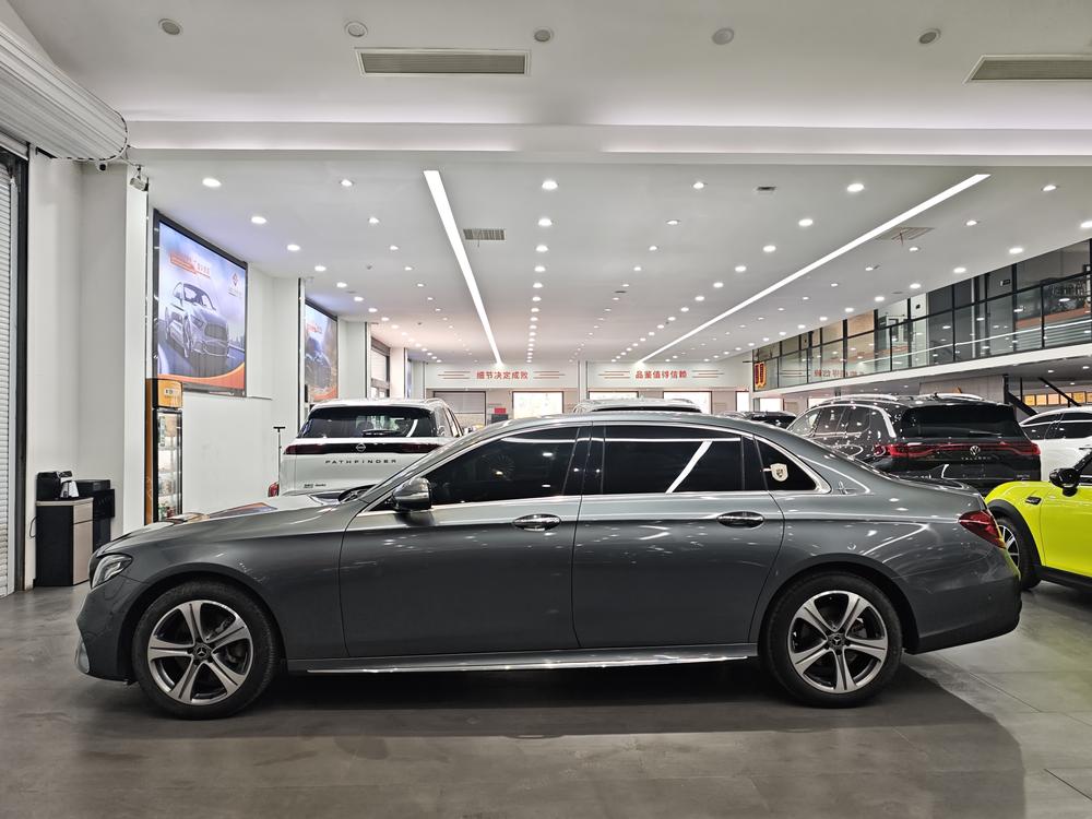 Mercedes-Benz Mercedes-Benz E-Class