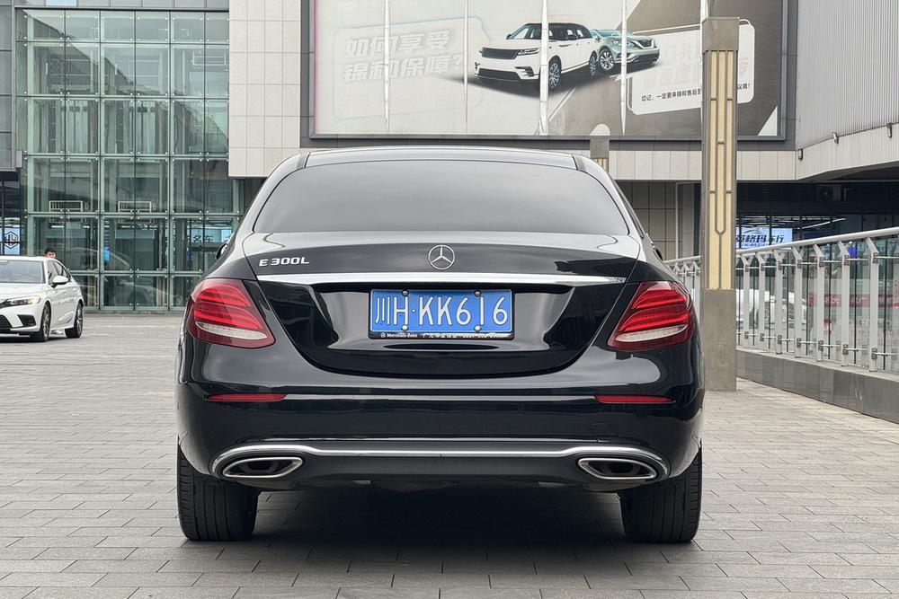 Mercedes-Benz Mercedes-Benz E-Class