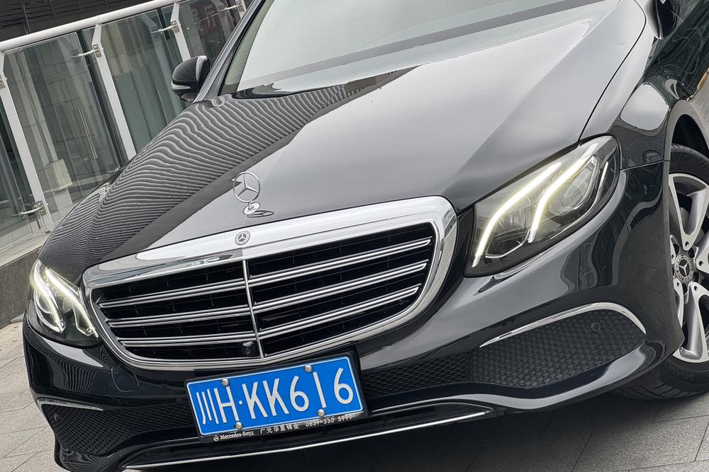 Mercedes-Benz Mercedes-Benz E-Class