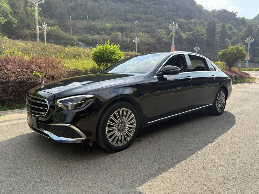 Mercedes-Benz Mercedes-Benz E-Class