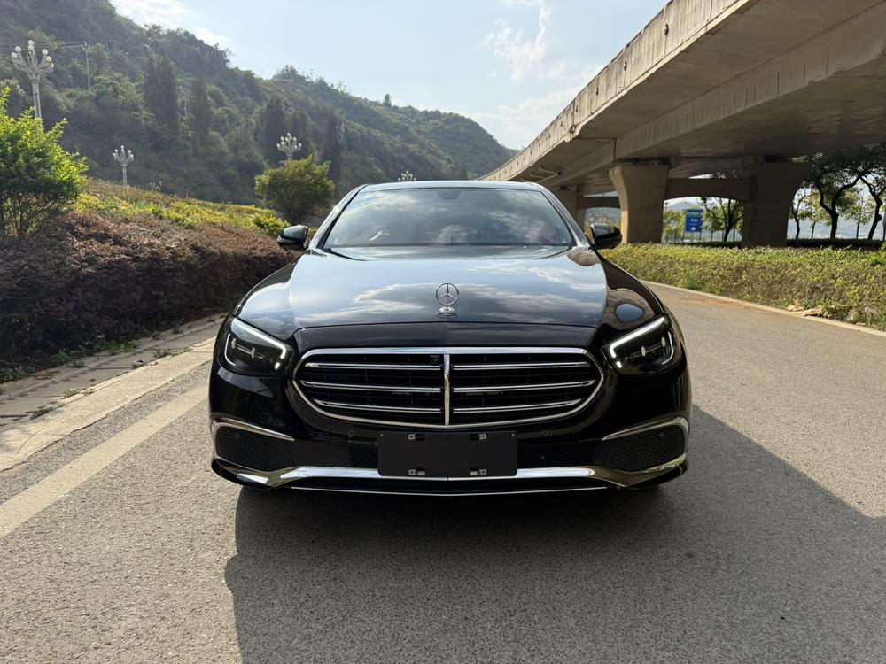 Mercedes-Benz Mercedes-Benz E-Class