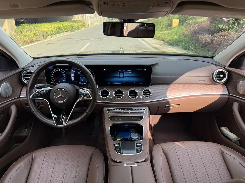 Mercedes-Benz Mercedes-Benz E-Class