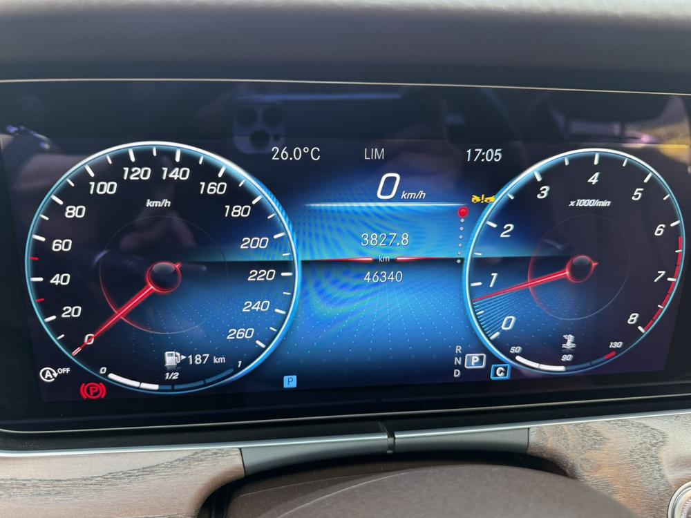 Mercedes-Benz Mercedes-Benz E-Class