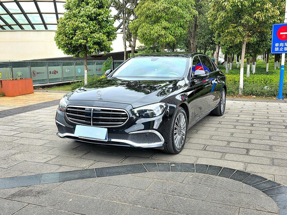 Mercedes-Benz Mercedes-Benz E-Class