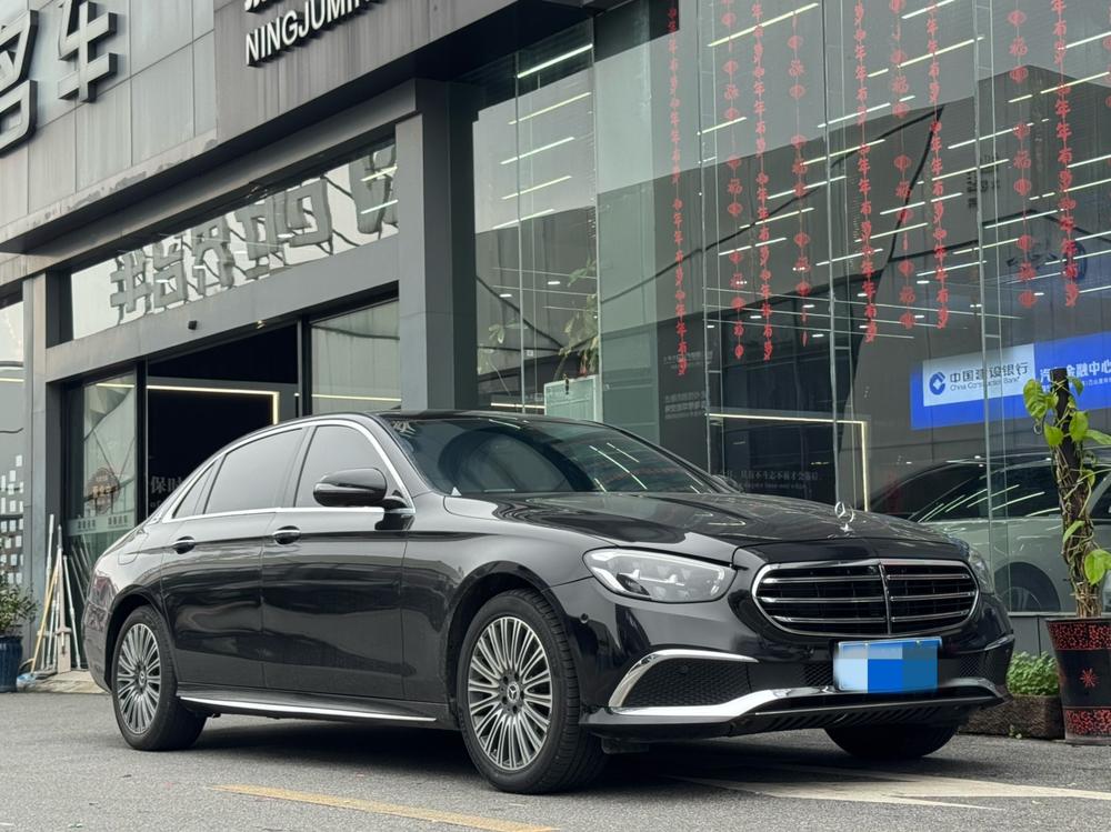 Mercedes-Benz Mercedes-Benz E-Class