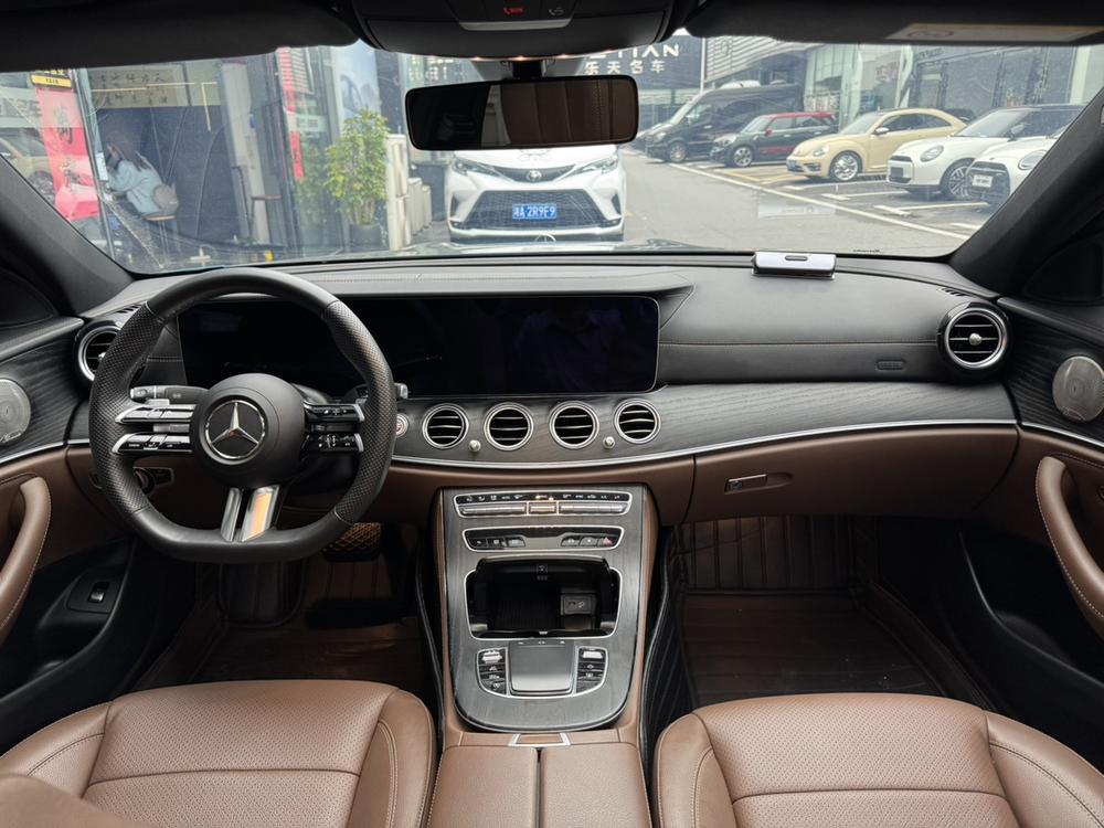 Mercedes-Benz Mercedes-Benz E-Class