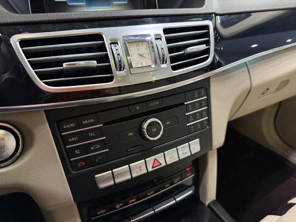 Mercedes-Benz Mercedes-Benz E-Class