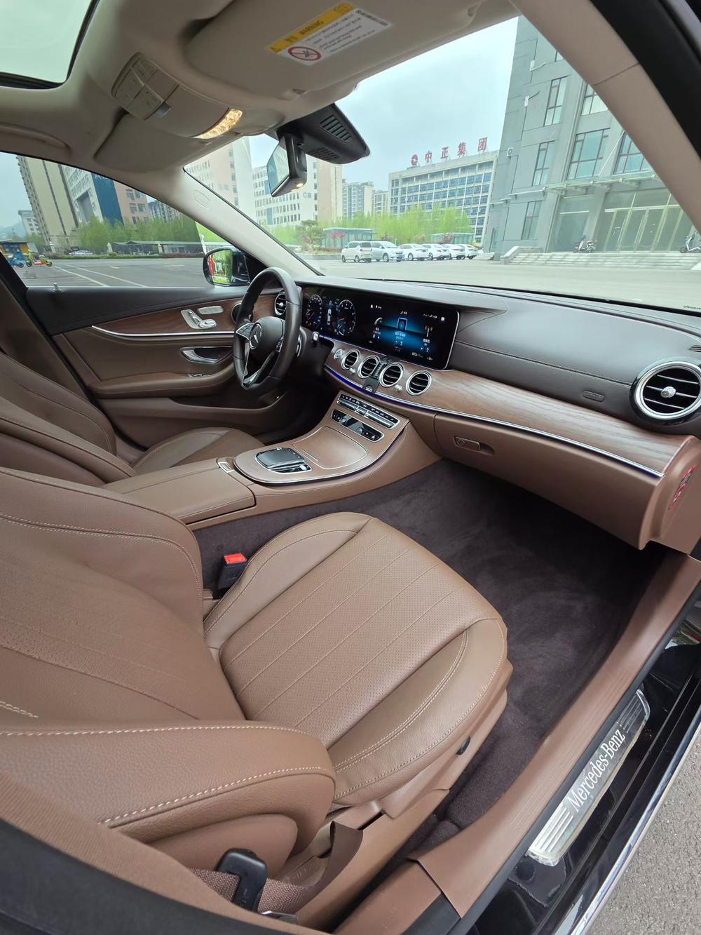 Mercedes-Benz Mercedes-Benz E-Class