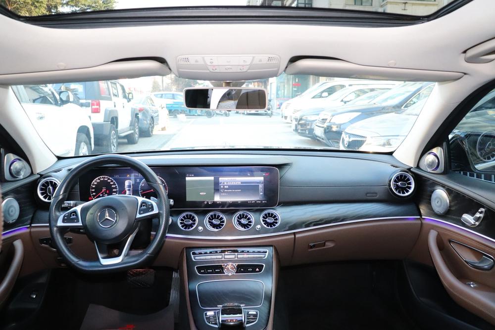 Mercedes-Benz Mercedes-Benz E-Class