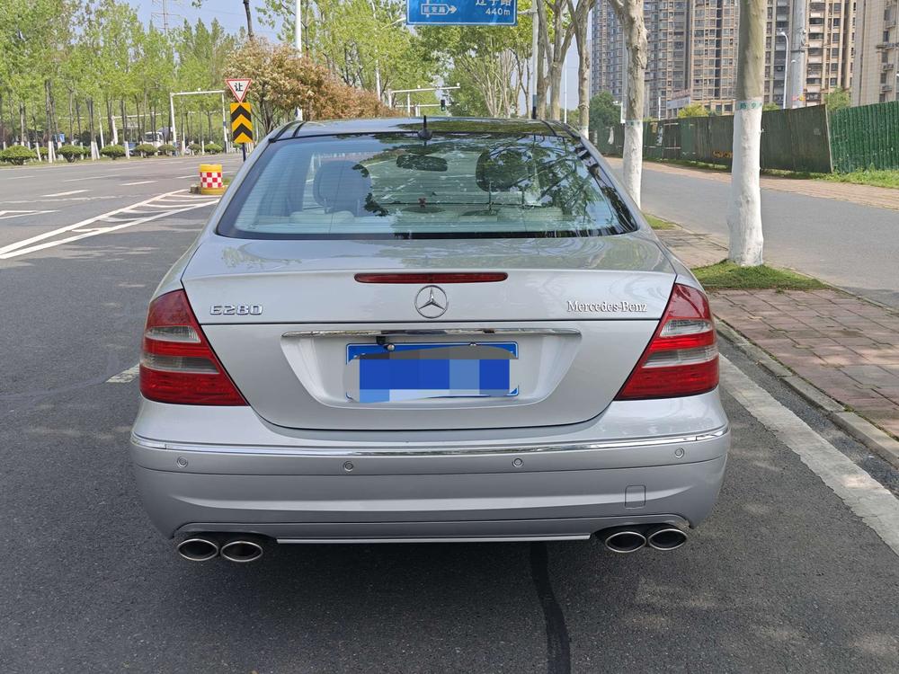 Mercedes-Benz Mercedes-Benz E-Class