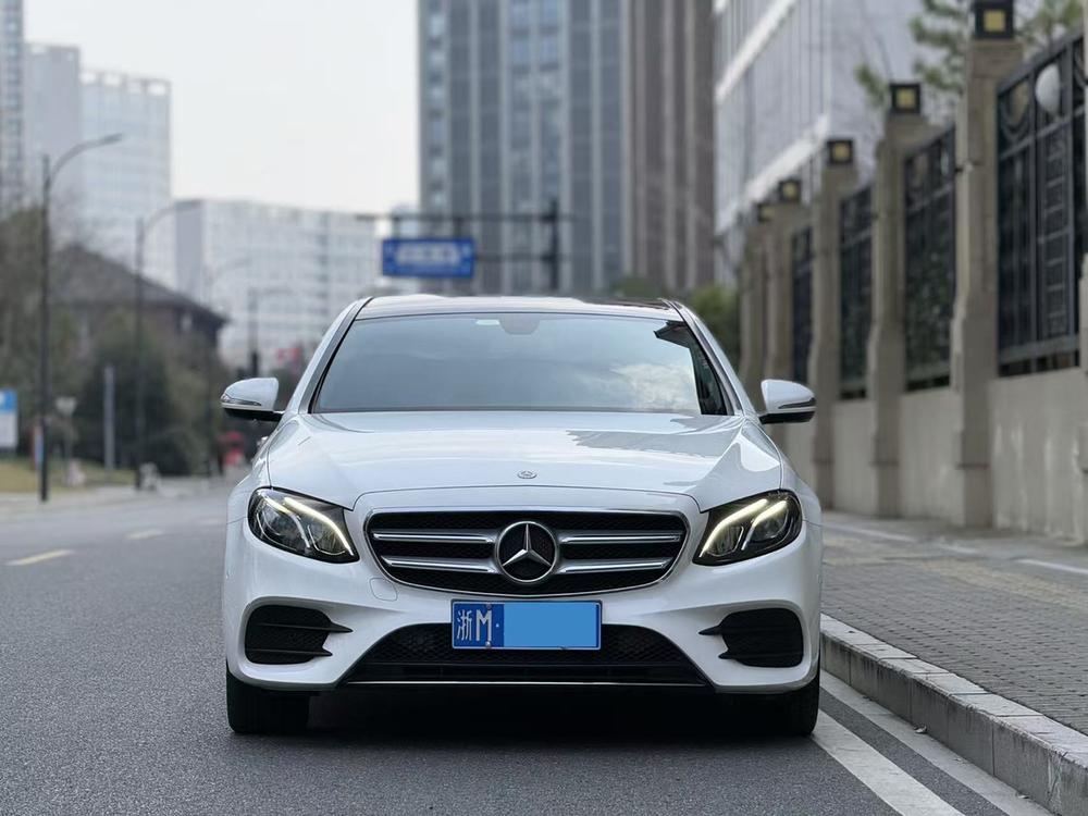 Mercedes-Benz Mercedes-Benz E-Class
