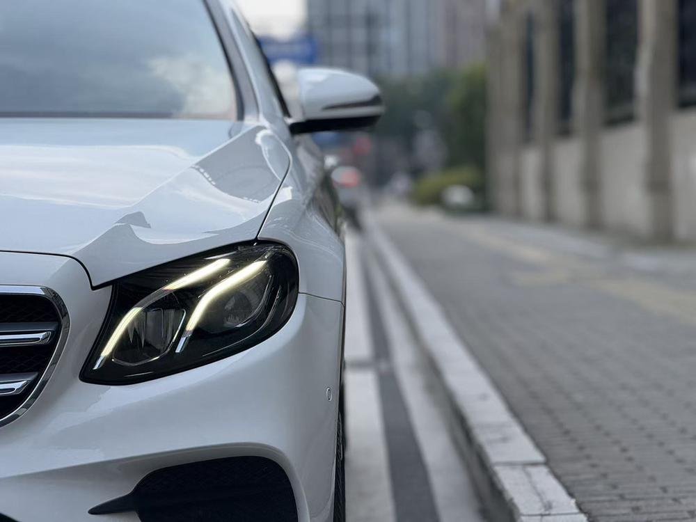 Mercedes-Benz Mercedes-Benz E-Class