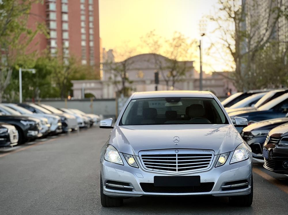 Mercedes-Benz Mercedes-Benz E-Class