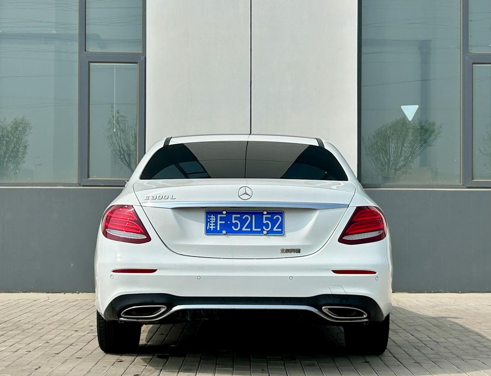 Mercedes-Benz Mercedes-Benz E-Class