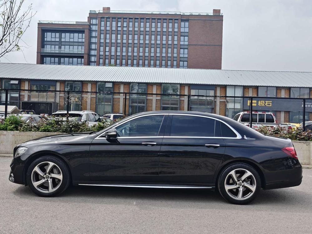 Mercedes-Benz Mercedes-Benz E-Class