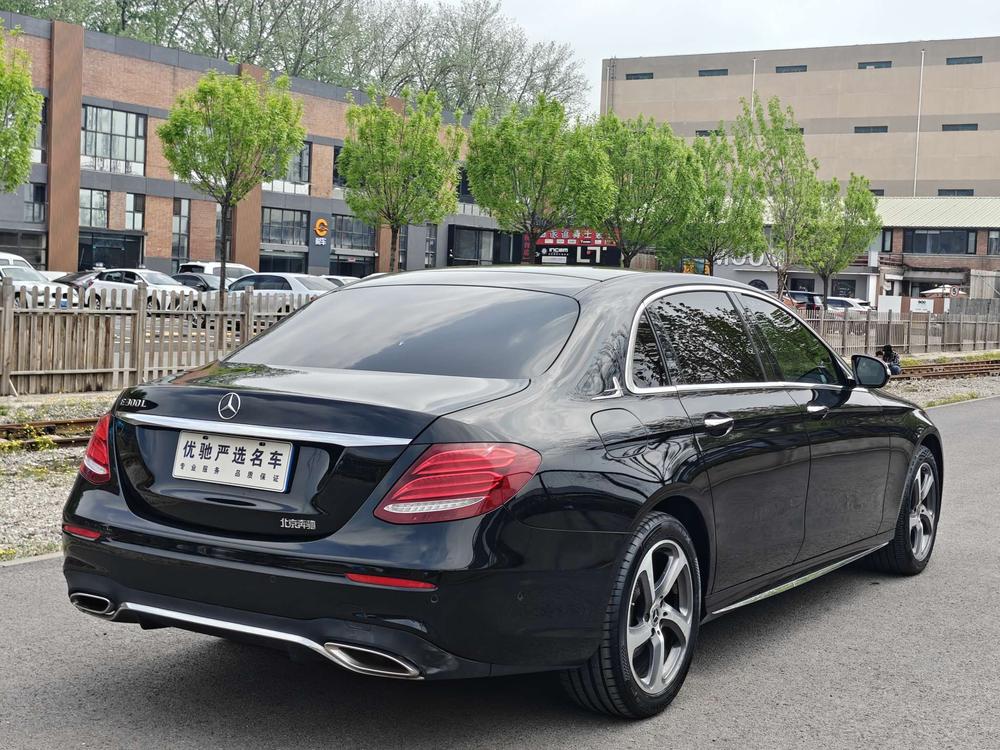 Mercedes-Benz Mercedes-Benz E-Class