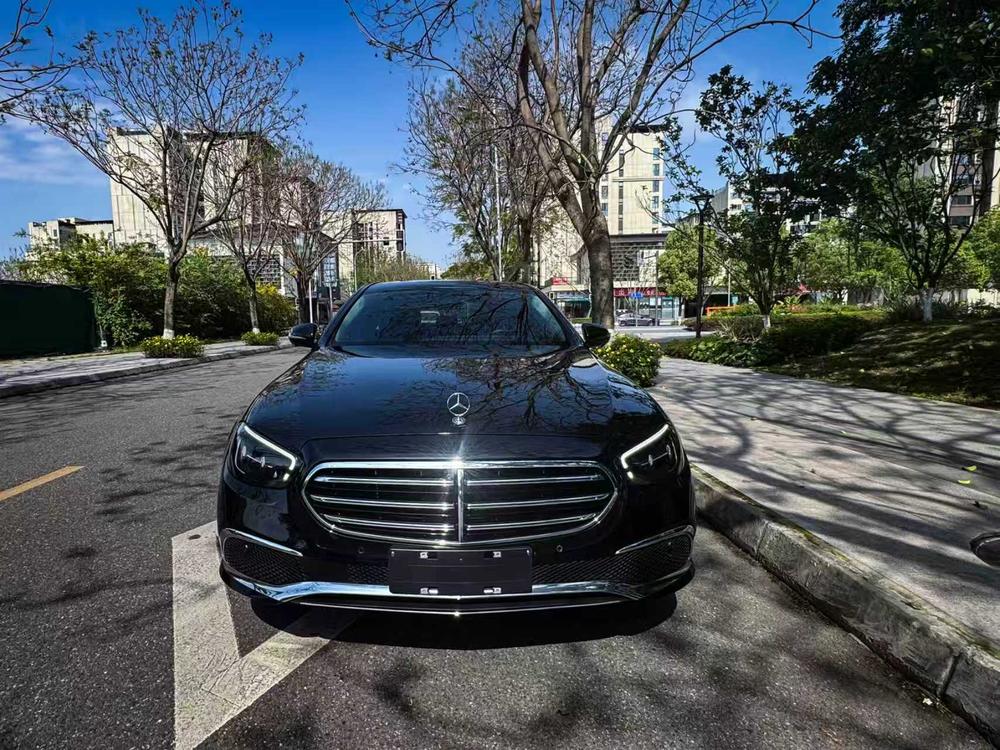 Mercedes-Benz Mercedes-Benz E-Class