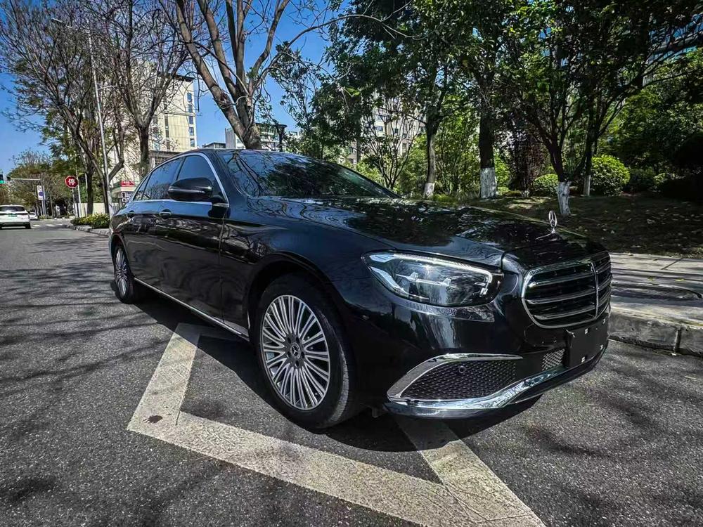 Mercedes-Benz Mercedes-Benz E-Class