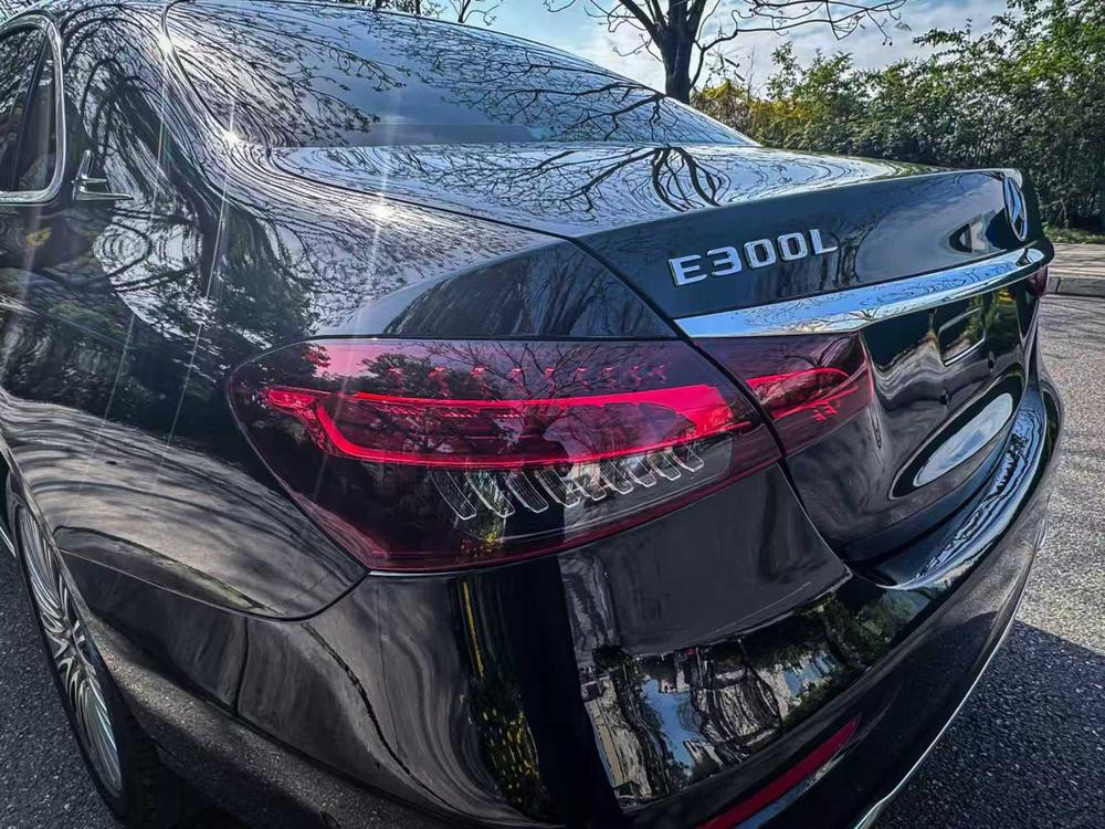 Mercedes-Benz Mercedes-Benz E-Class