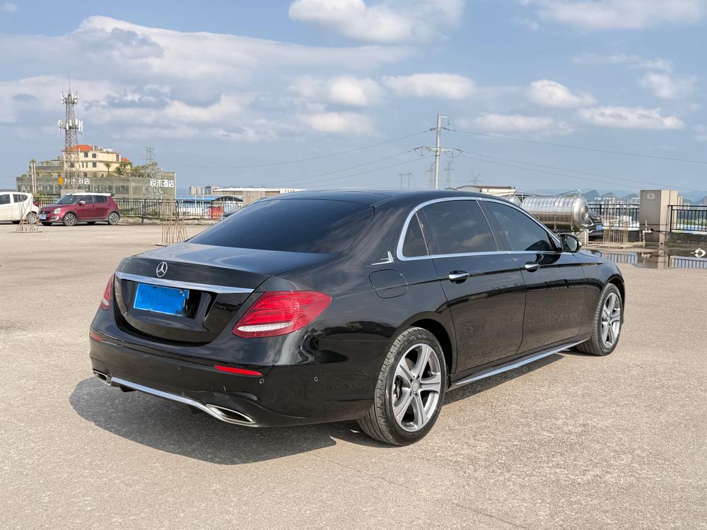 Mercedes-Benz Mercedes-Benz E-Class