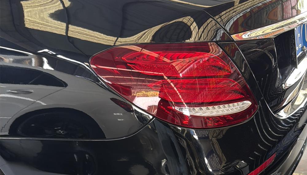 Mercedes-Benz Mercedes-Benz E-Class