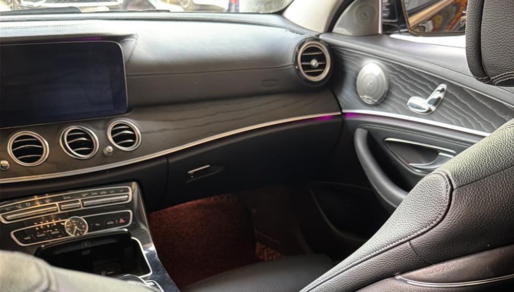 Mercedes-Benz Mercedes-Benz E-Class