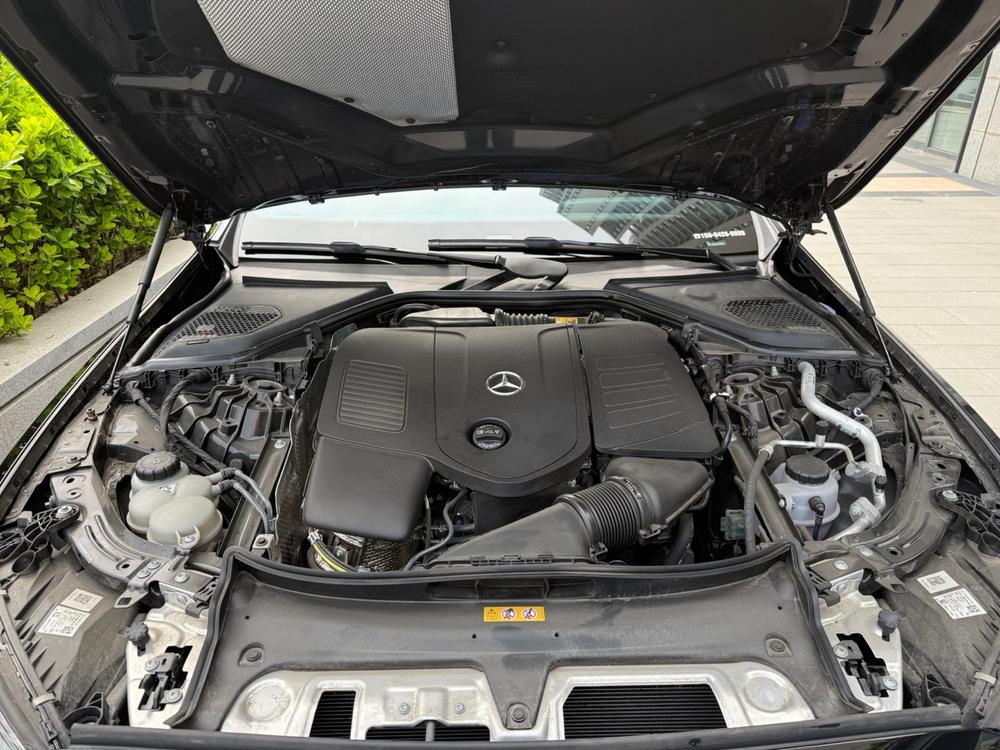 Mercedes-Benz Mercedes-Benz E-Class