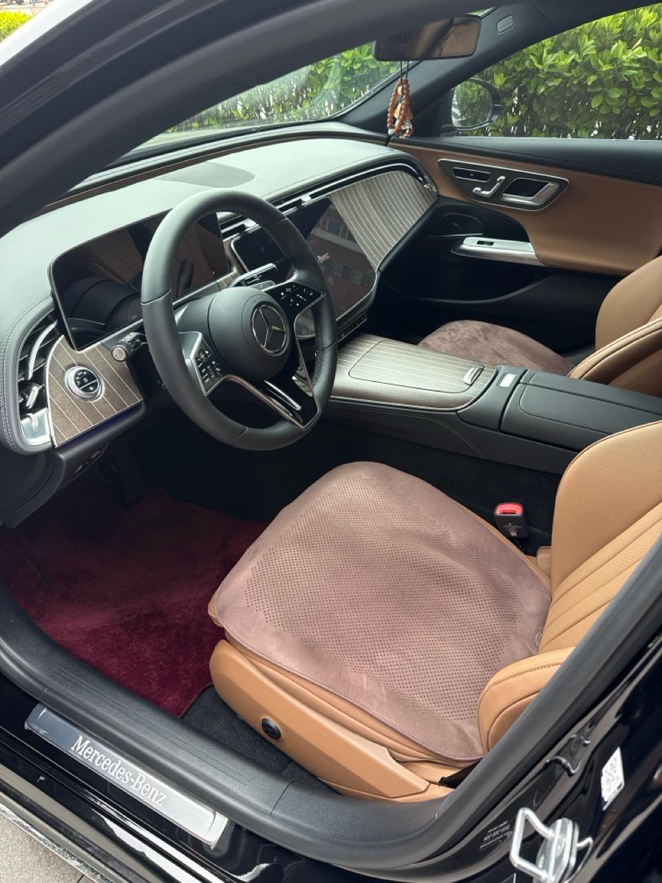 Mercedes-Benz Mercedes-Benz E-Class