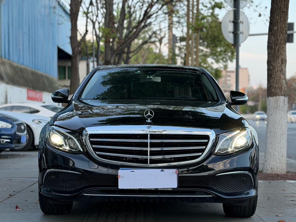 Mercedes-Benz Mercedes-Benz E-Class