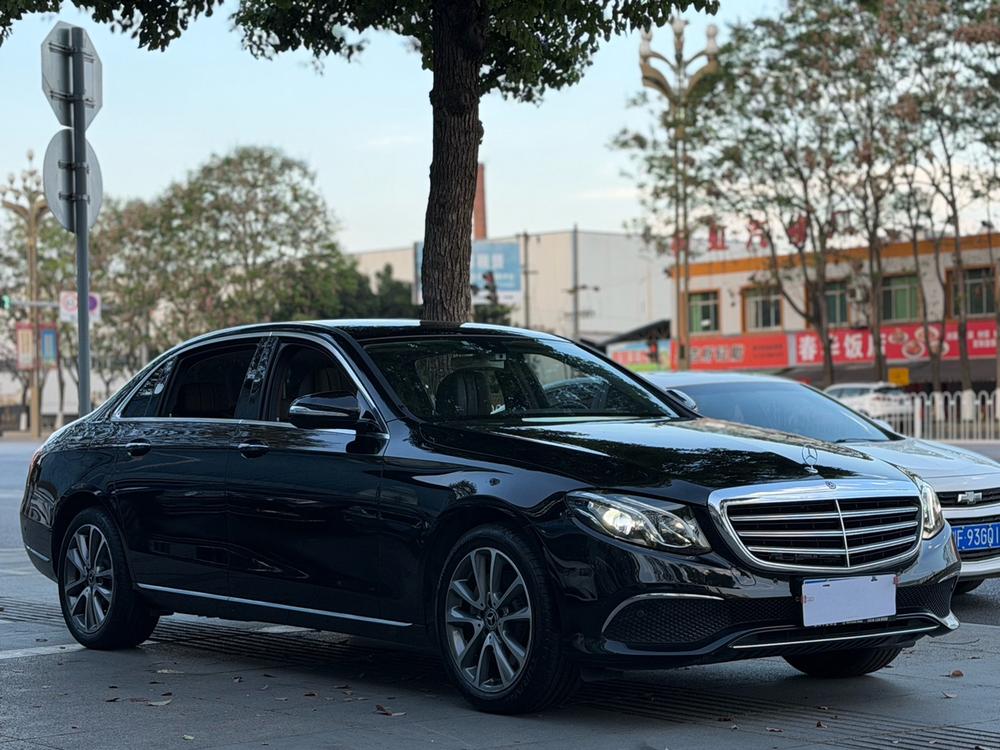 Mercedes-Benz Mercedes-Benz E-Class