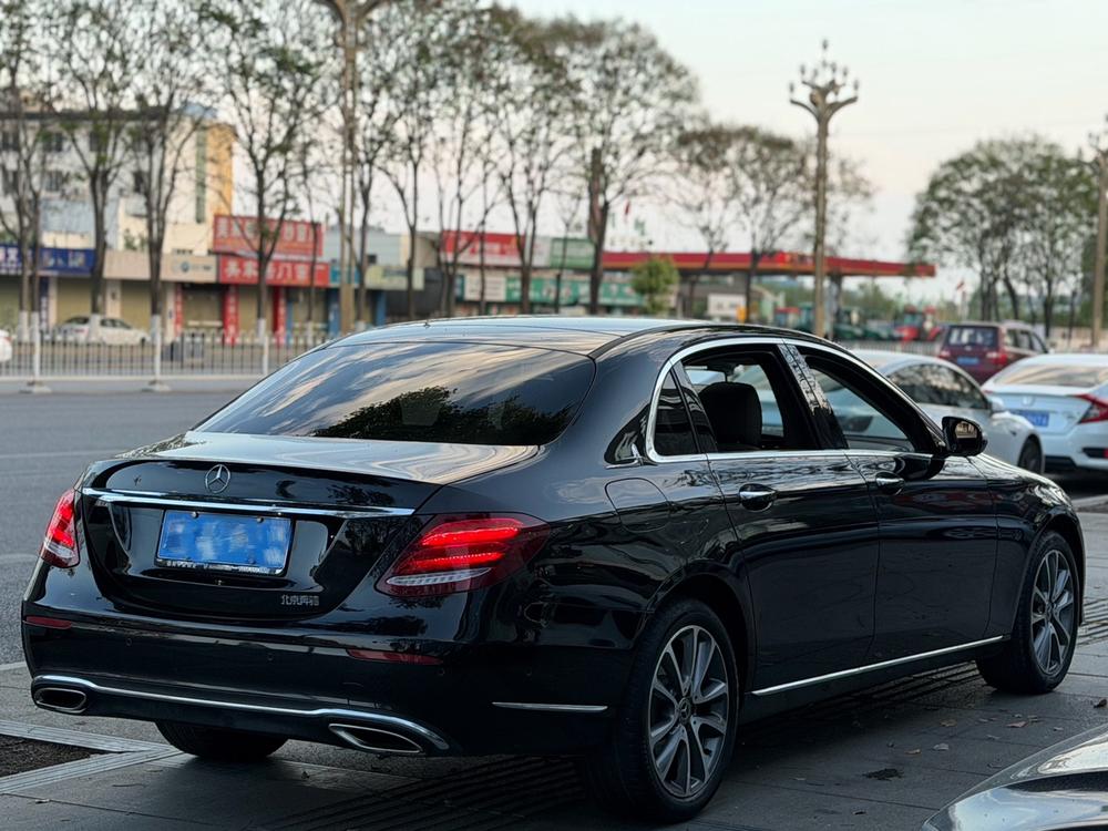 Mercedes-Benz Mercedes-Benz E-Class