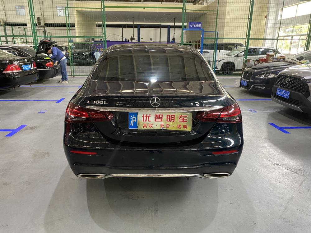 Mercedes-Benz Mercedes-Benz E-Class