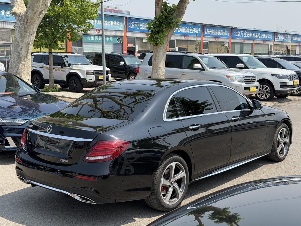 Mercedes-Benz Mercedes-Benz E-Class