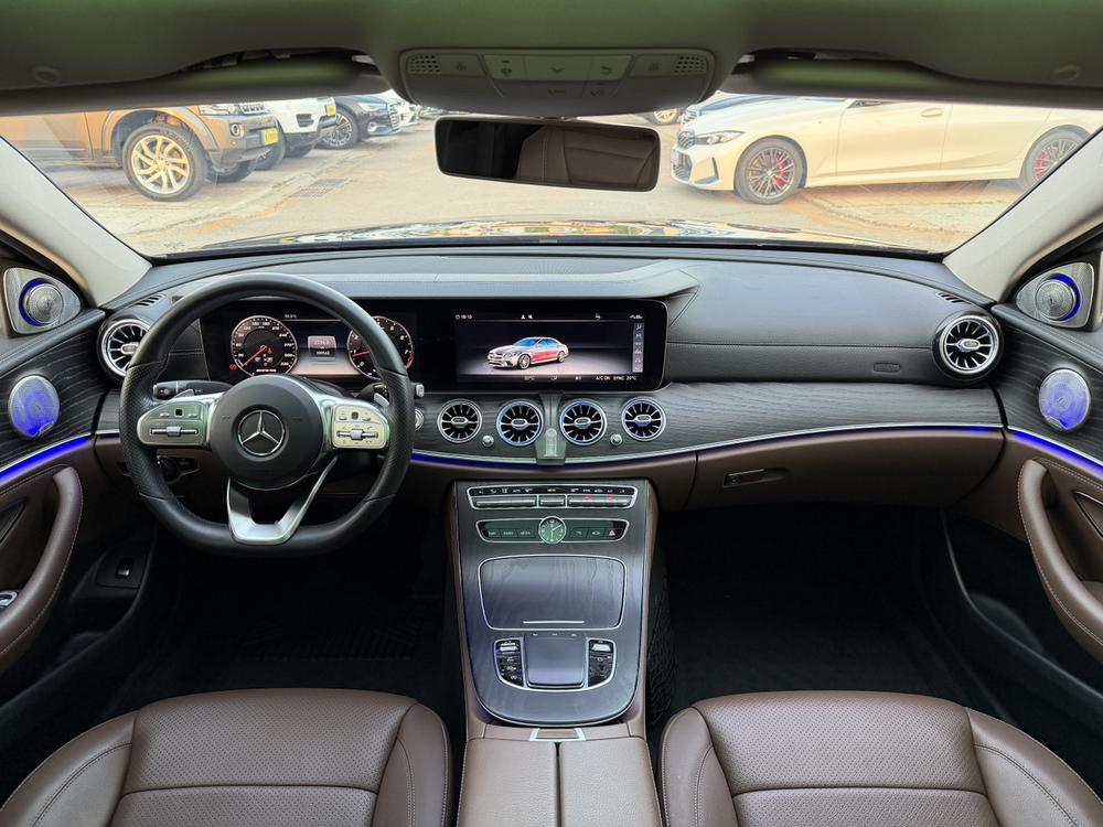 Mercedes-Benz Mercedes-Benz E-Class