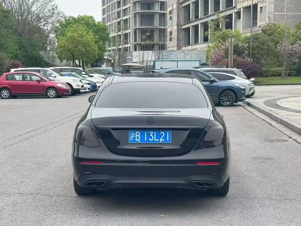 Mercedes-Benz Mercedes-Benz E-Class
