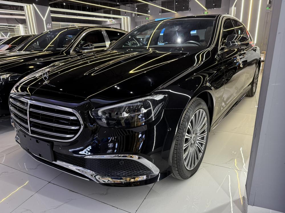 Mercedes-Benz Mercedes-Benz E-Class