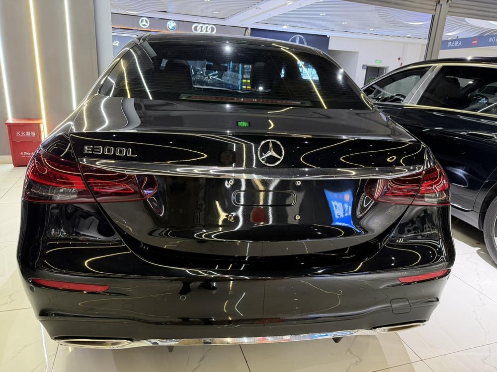 Mercedes-Benz Mercedes-Benz E-Class