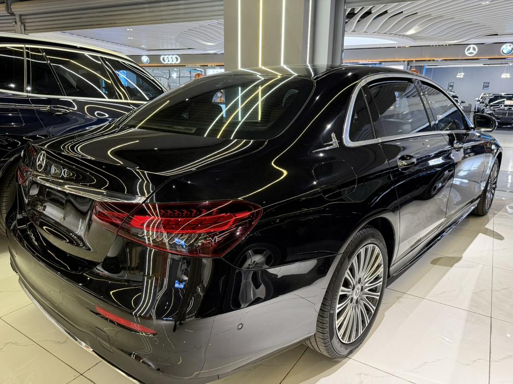 Mercedes-Benz Mercedes-Benz E-Class