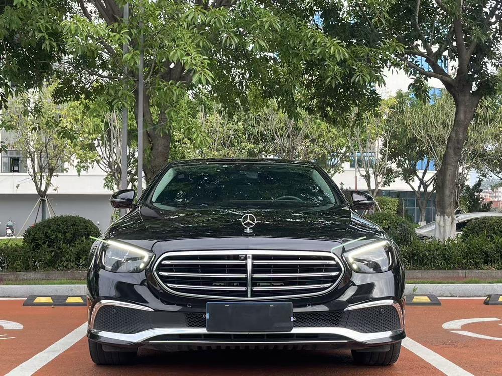 Mercedes-Benz Mercedes-Benz E-Class