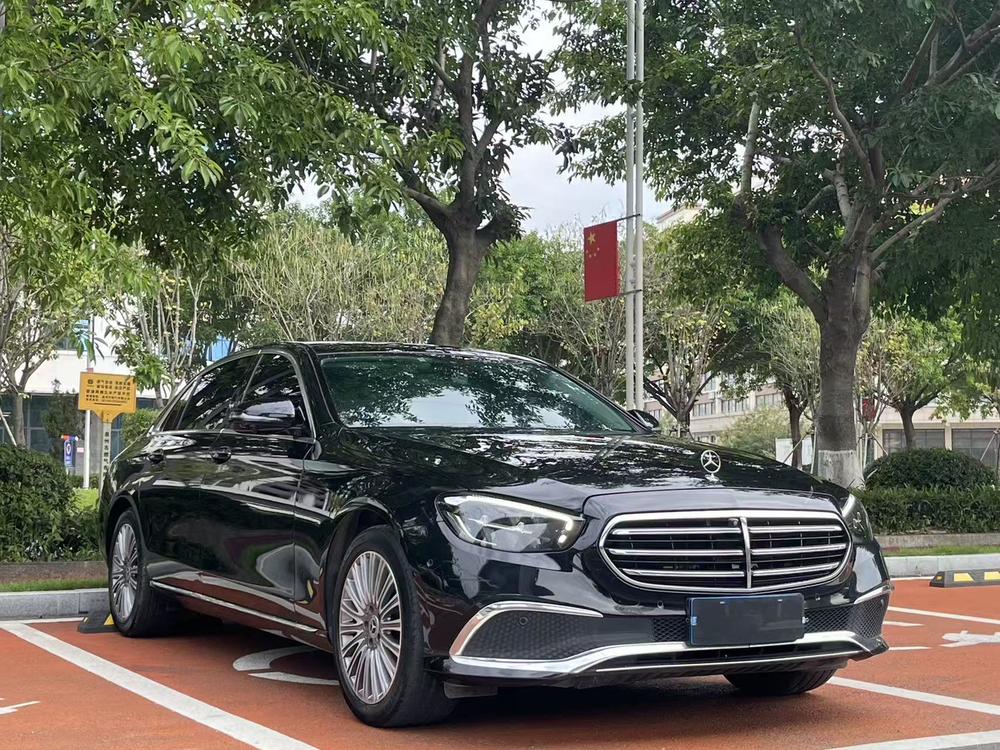 Mercedes-Benz Mercedes-Benz E-Class