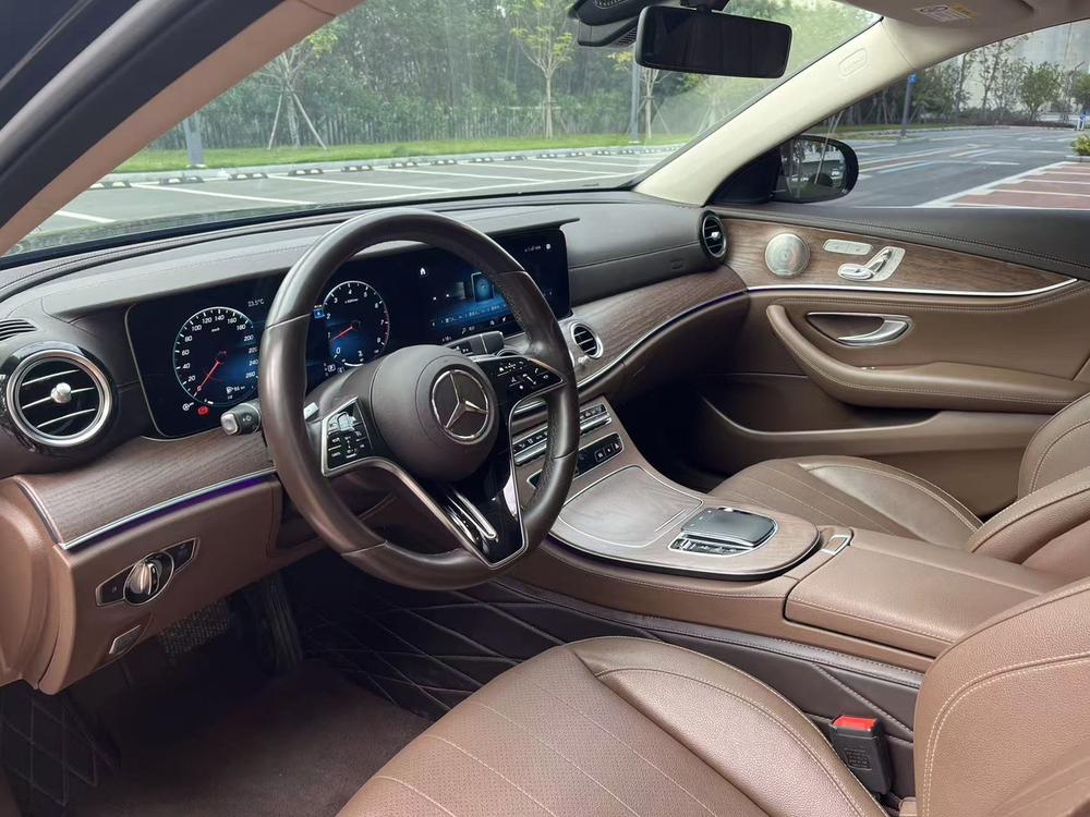 Mercedes-Benz Mercedes-Benz E-Class