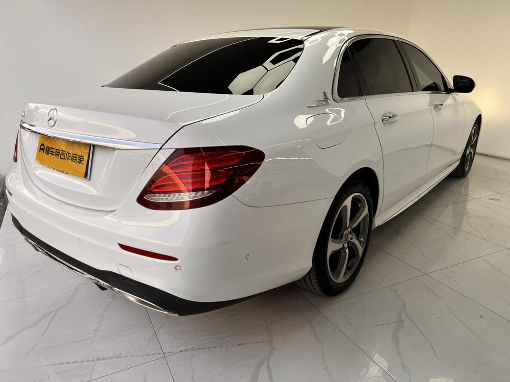Mercedes-Benz Mercedes-Benz E-Class