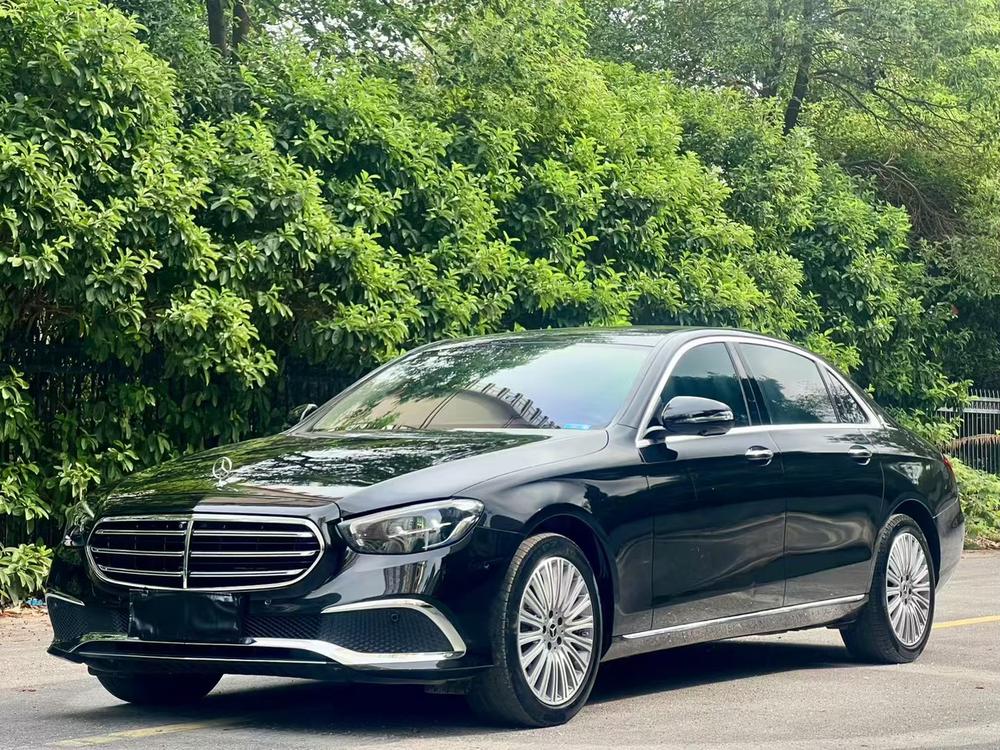 Mercedes-Benz Mercedes-Benz E-Class